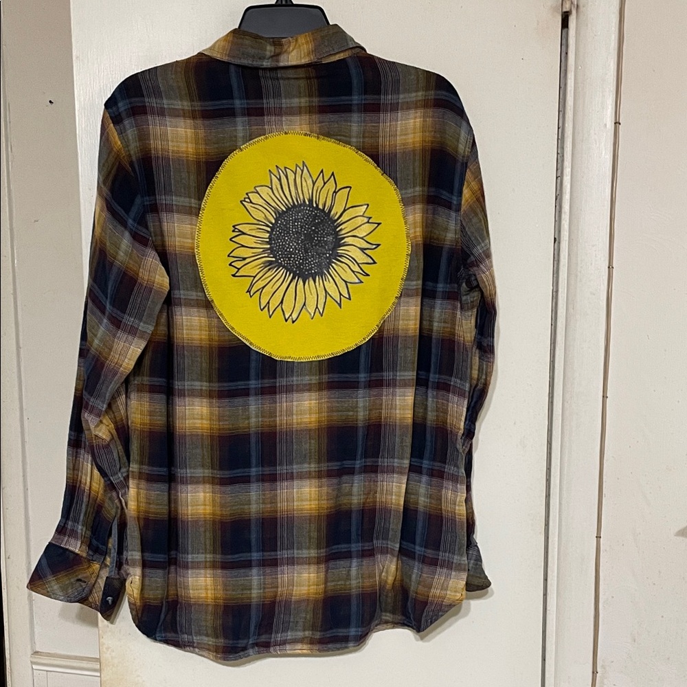 Riders by Lee Men's Plaid Shirt with Sunflower Design